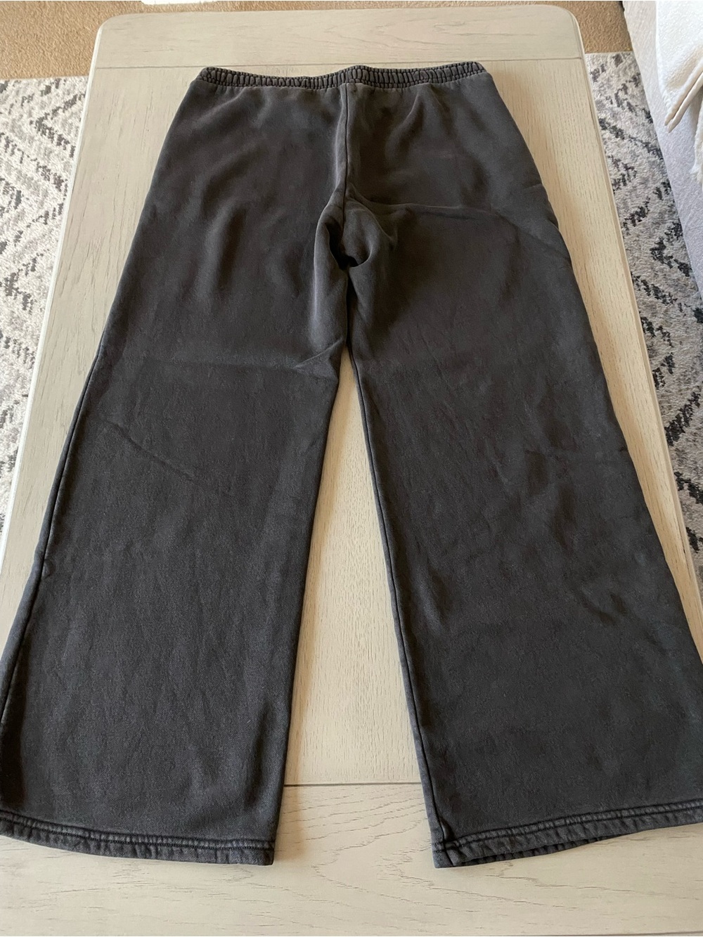 Abercrombie & Fitch Sunday high rise Wide Leg Sweatpants (Set of 2) Large - Picture 7 of 16